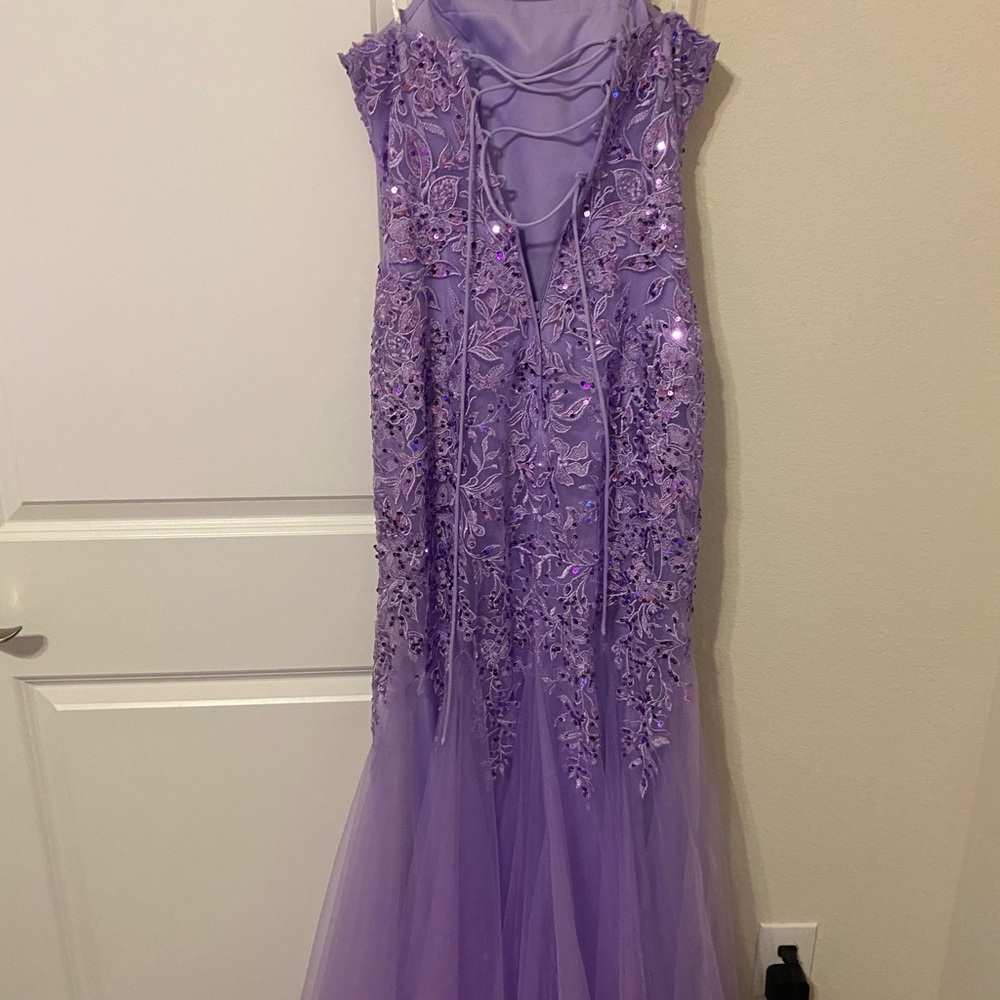 Elegant Purple Lace Evening Gown